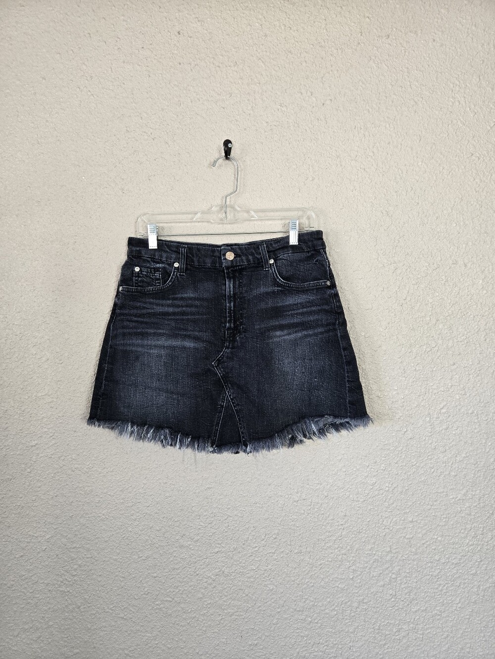 7 For All Mankind Black Jeans Skirt Size Large New #2C1145
